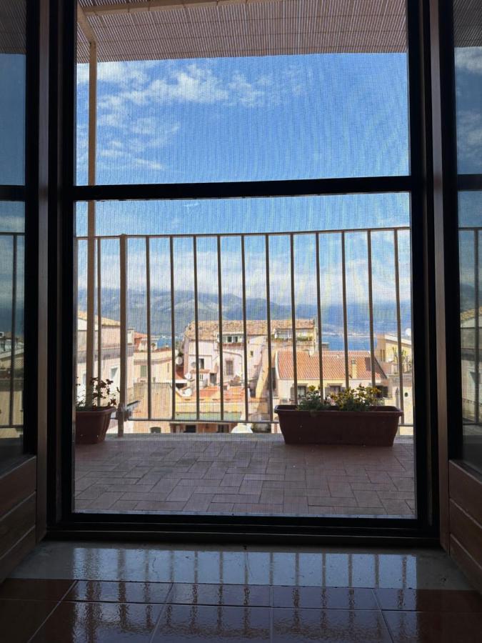 La Finestra Sul Duomo Apartment Gaeta Exterior foto